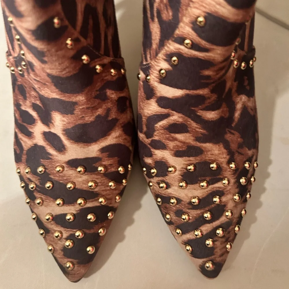 New Jessica Simpson Size 9 Leopard Print Gold Studded Ankle Boots Back Zip Up - Picture 4 of 11